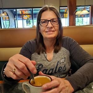 Meet your Posher, Jennifer